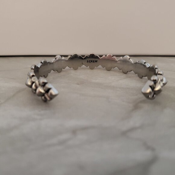 💖 J.Crew Antiqued Distressed Silver Bangle Bracelet 💖 - Picture 5 of 9